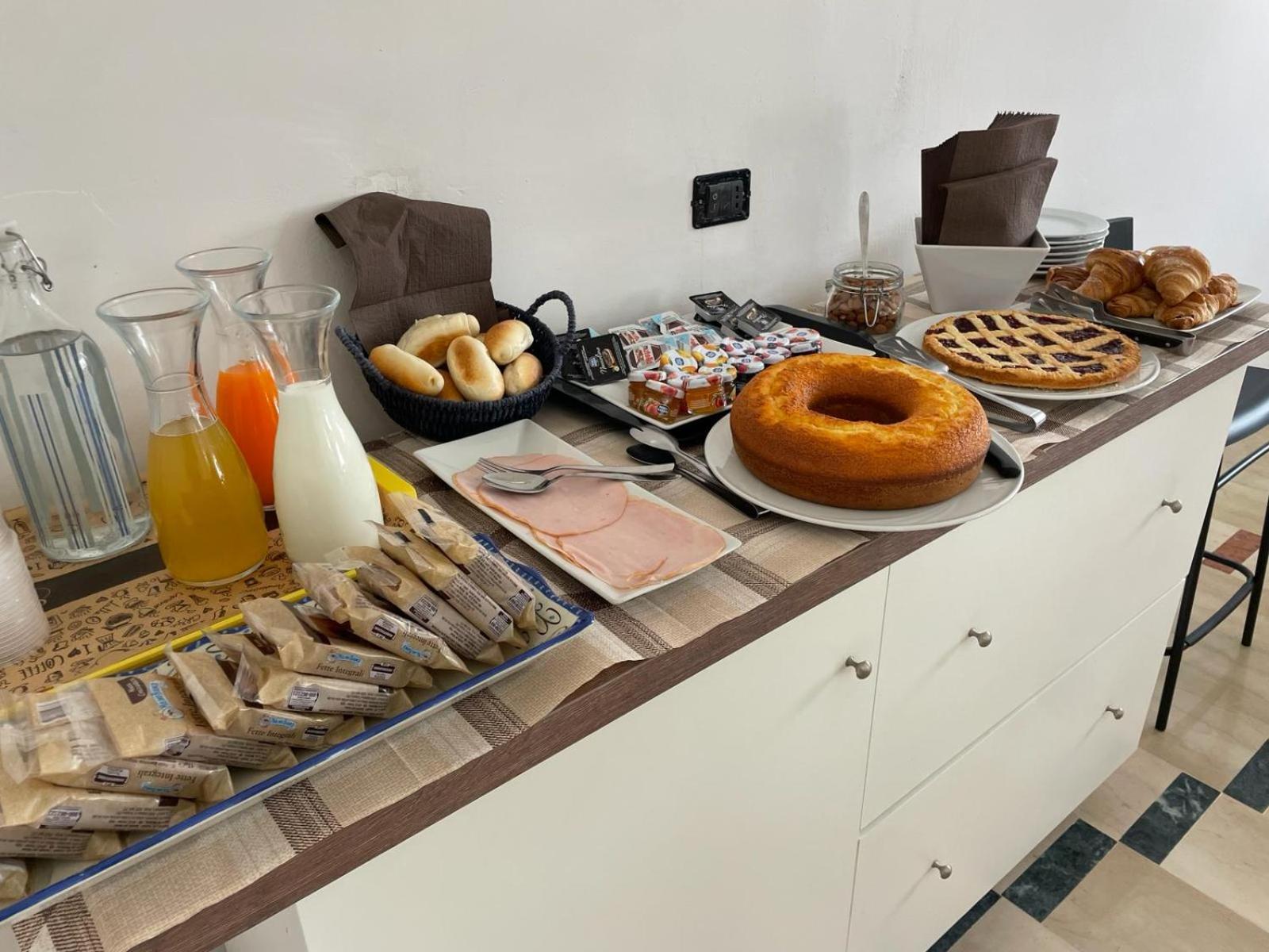 Solaris Paestum Bed and Breakfast Buitenkant foto