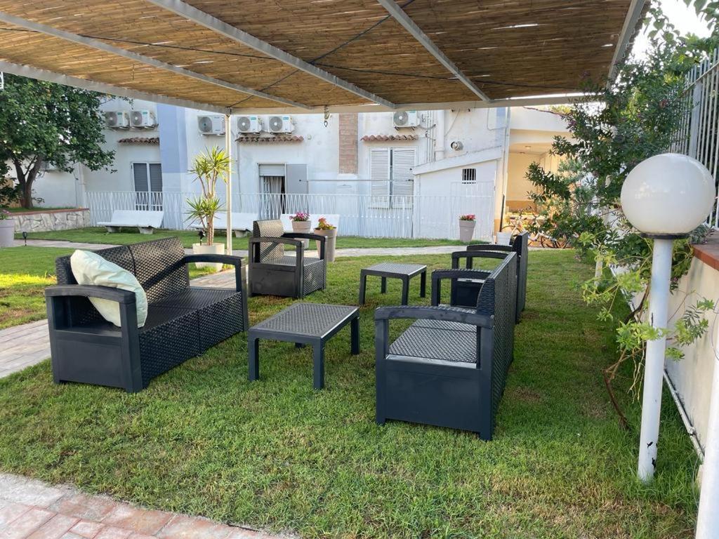Solaris Paestum Bed and Breakfast Buitenkant foto
